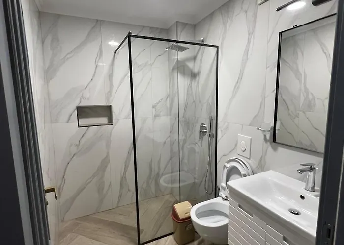 Myslym Shyri * Tirana