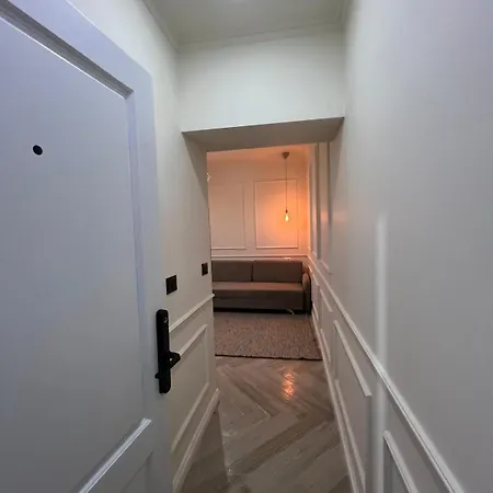 Myslym Shyri Apartmán *